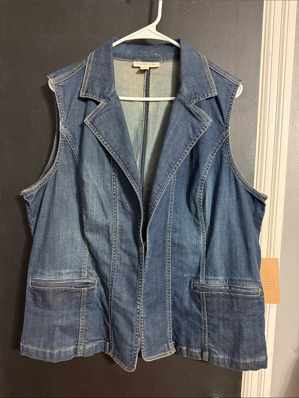 Coldwater Creek Notch Lapel Denim Vest Size: W20 - Picture 1 of 9